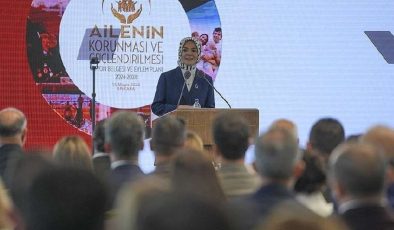 Bakanlığın ‘Ailenin Korunması Vizyon Belgesi’nde ailelere dini rehberlik hedefi yer aldı