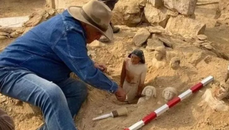 Mısır’da sahte ‘şeyhler’ antik mezar açtırmak için 8 yaşındaki çocuğu ellerini keserek öldürdü